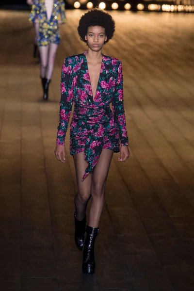 Look 63